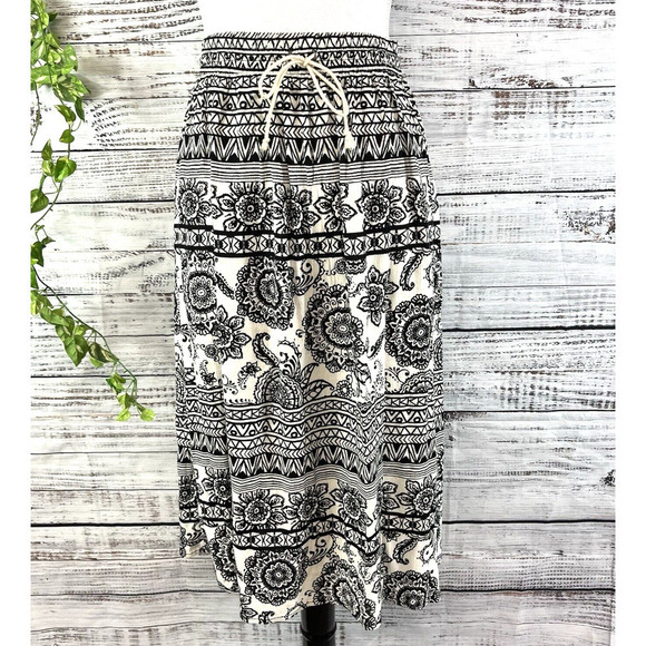 L.A. Harts Skirt size Small Black White Paisley Retro Flowers Hippie Midi Boho - Picture 1 of 13